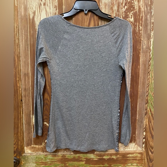 Old Navy Sequin Knit Jersey Top - Picture 2 of 3